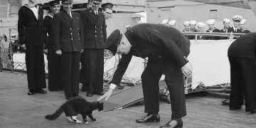 O Tσώρτσιλ με τον Μπλάκι.